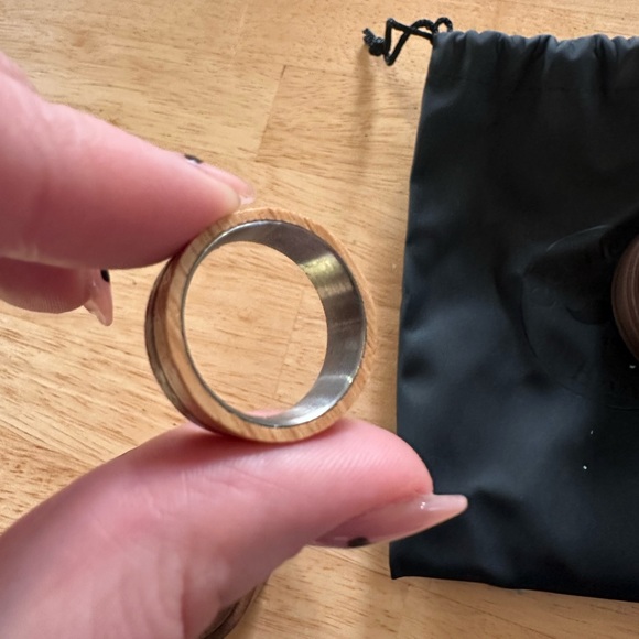 Men’s Whiskey Barrel Ring - Picture 4 of 4